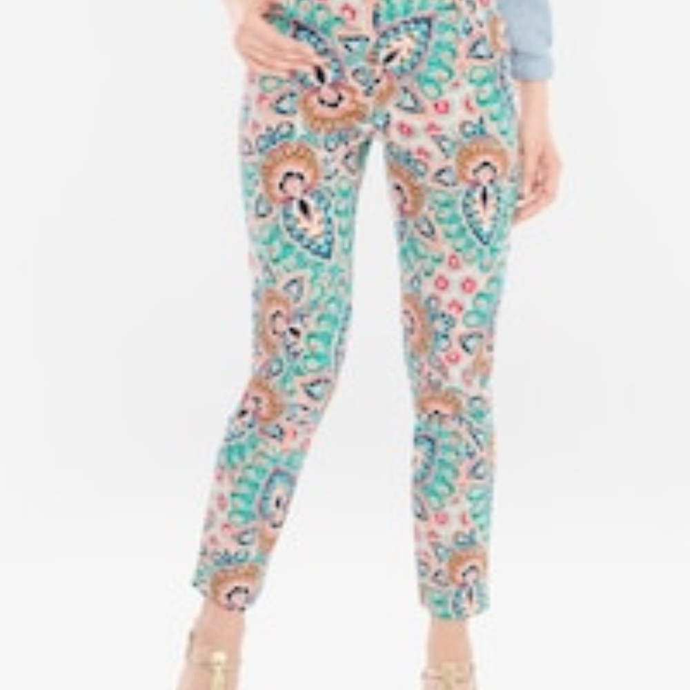 CHICO'S So Slimming Ankle Pants 2.5